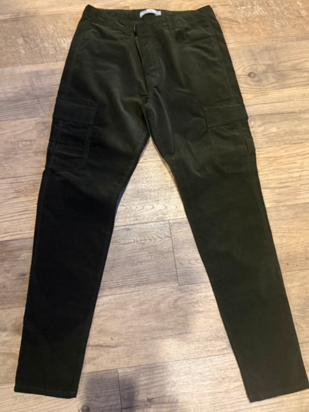 Vince Size Straight Leg Cargo Corduroy Pants Size 6